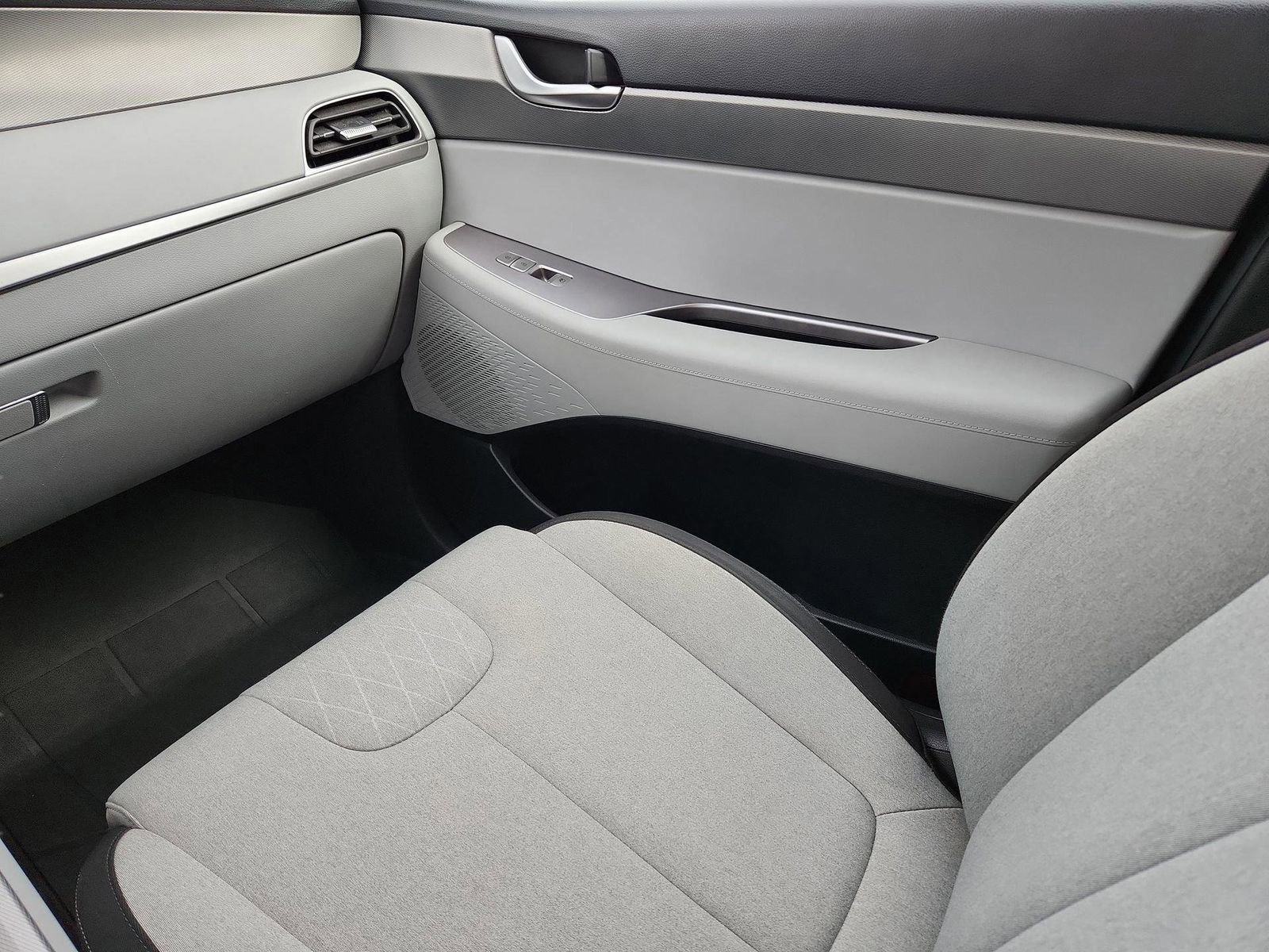 Used 2021 Hyundai Palisade SE image 14