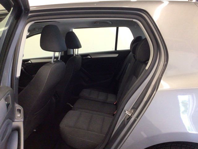 Used 2014 Volkswagen Golf TDI FWD image 19