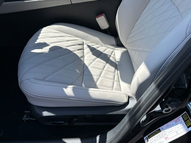 New 2026 Nissan Sentra SL FWD image 12