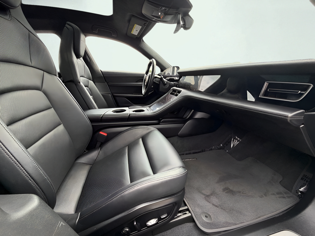 Used 2020 Porsche Taycan Turbo AWD/4WD image 30