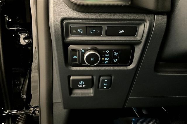Used 2024 Ford F150 Lariat AWD/4WD image 40