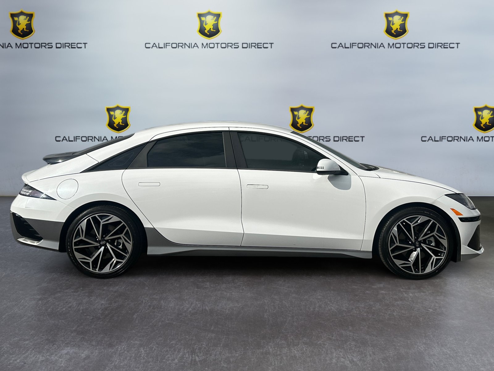Used 2023 Hyundai Ioniq 6 SEL RWD image 6
