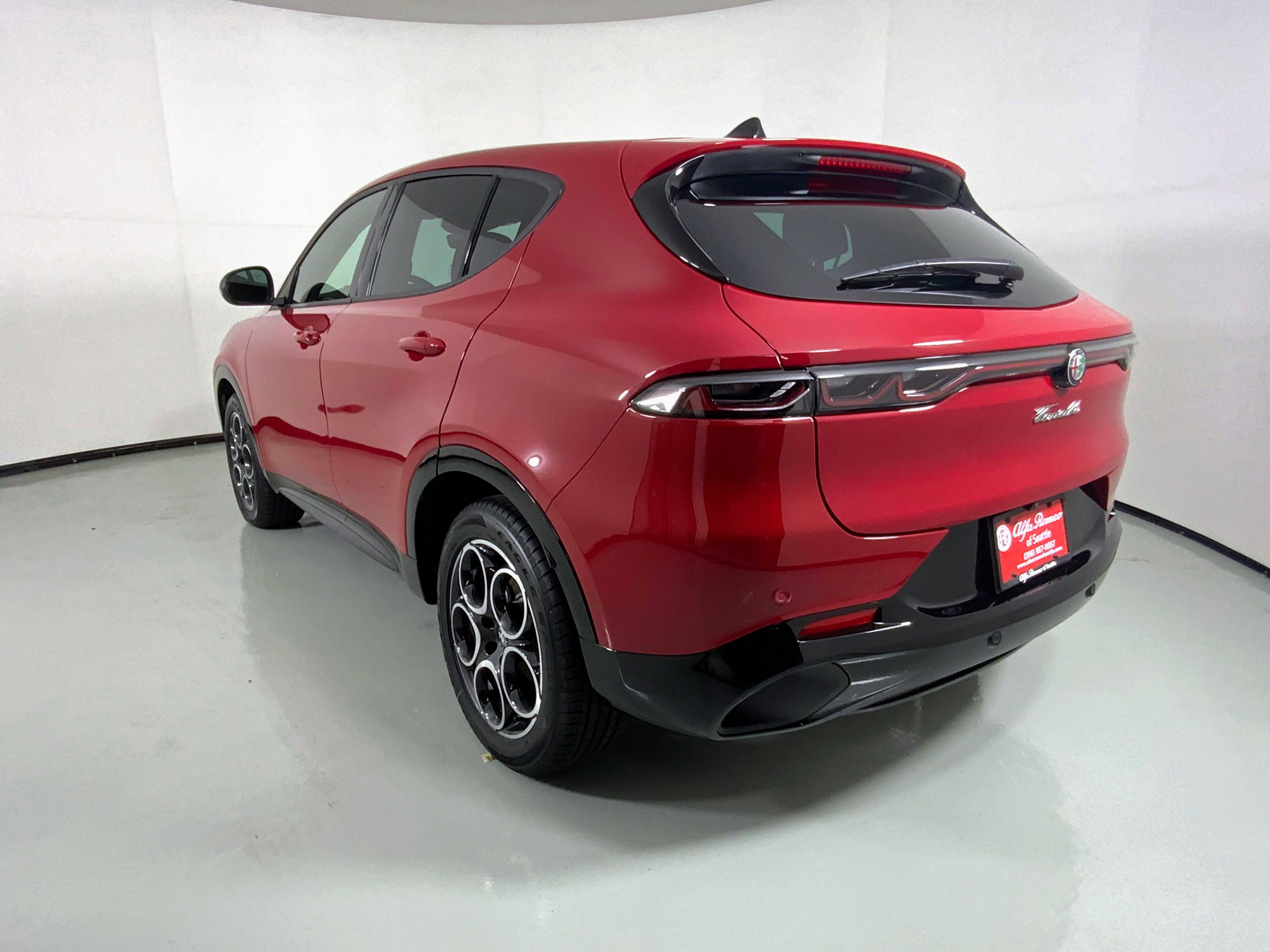 New 2025 Alfa Romeo Tonale image 12