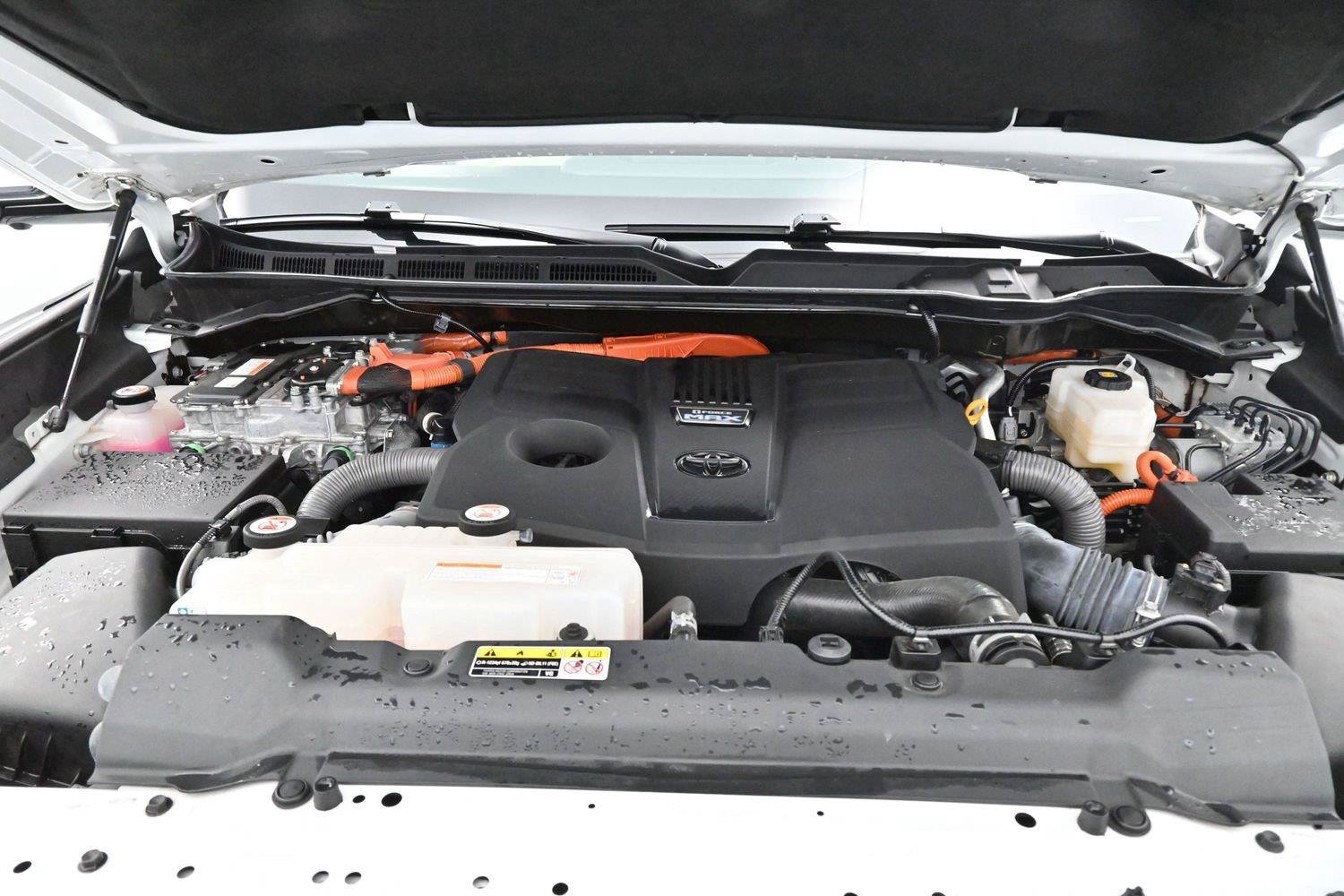 Used 2023 Toyota Tundra Capstone AWD/4WD image 38