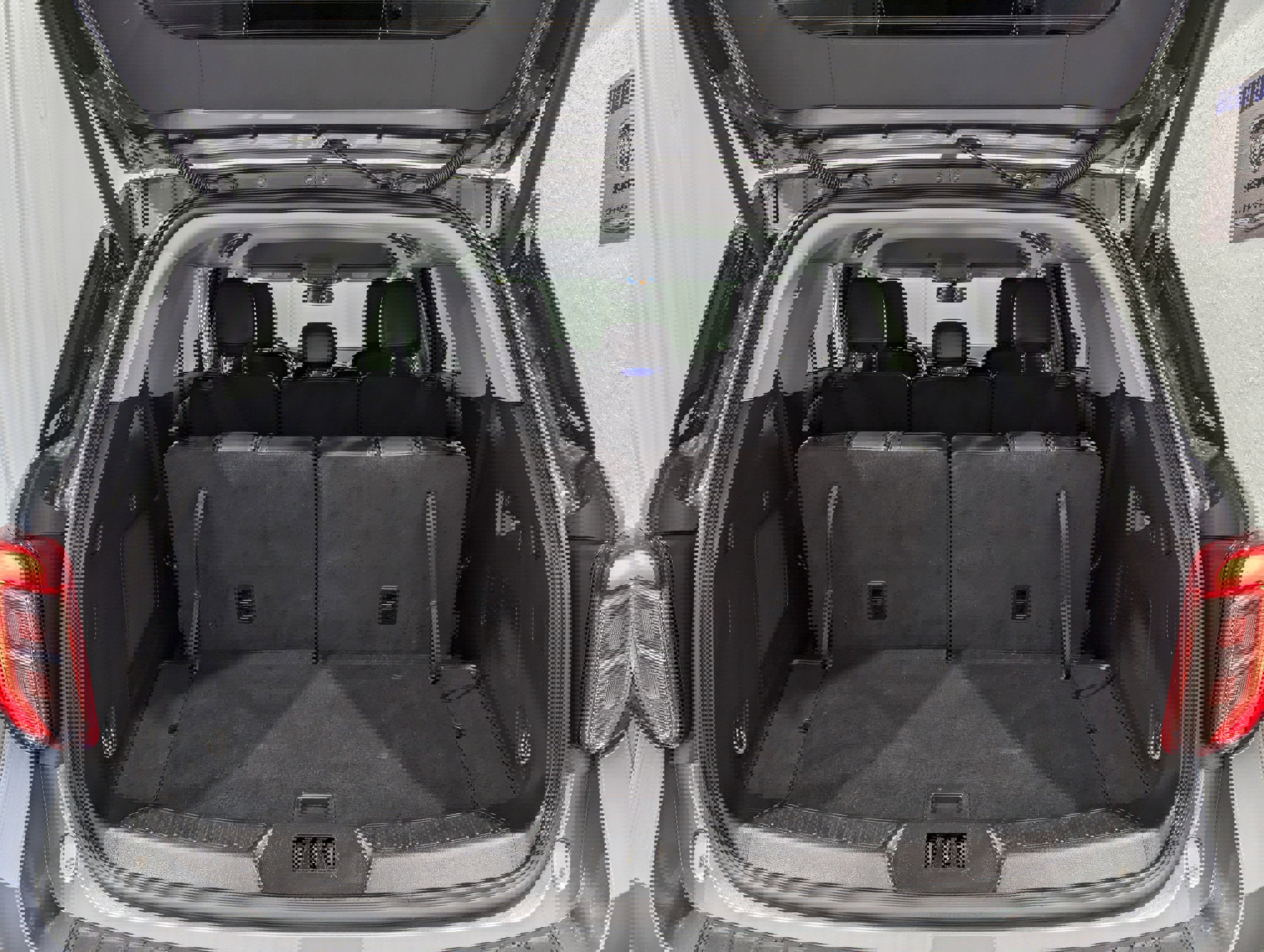 Used 2023 Ford Explorer XLT w/ Equipment Group 202A image 10