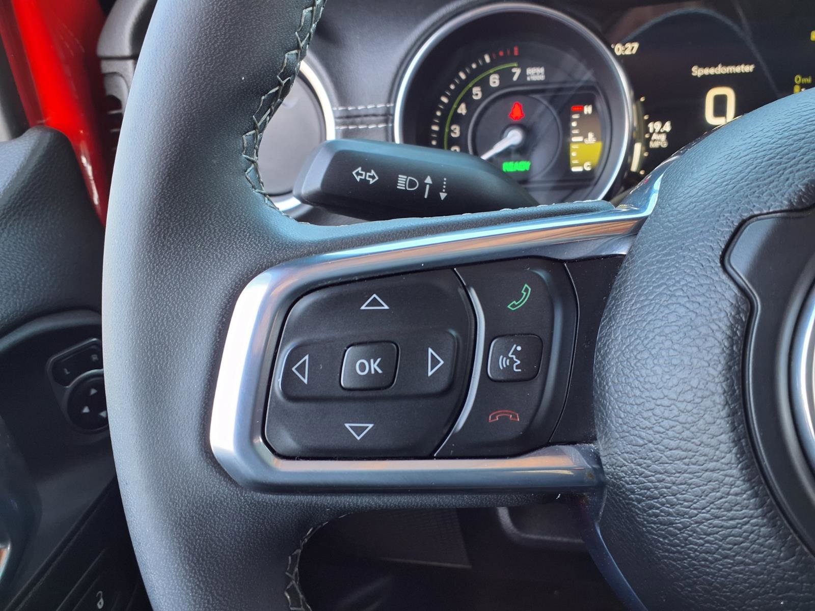 Used 2023 Jeep Wrangler Unlimited Sahara image 12