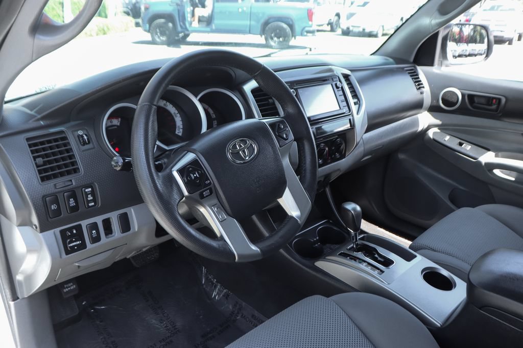 Used 2015 Toyota Tacoma PreRunner w/ TRD Off-Road Package RWD image 18