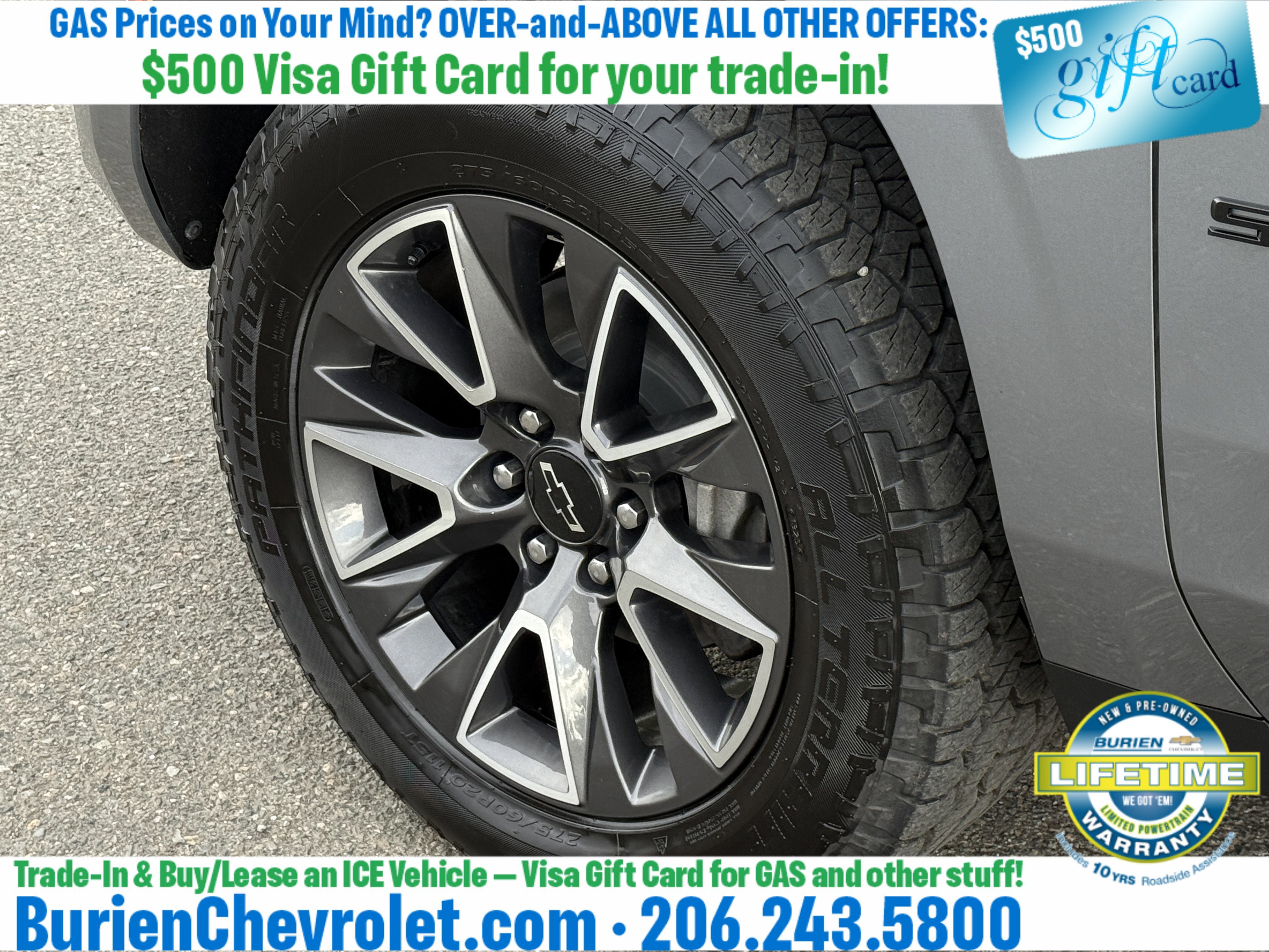 Used 2022 Chevrolet Suburban Z71 w/ Luxury Package AWD/4WD image 31