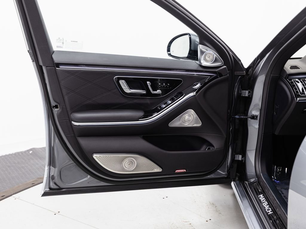 Certified 2024 Mercedes-Benz Maybach S 580 4MATIC image 5