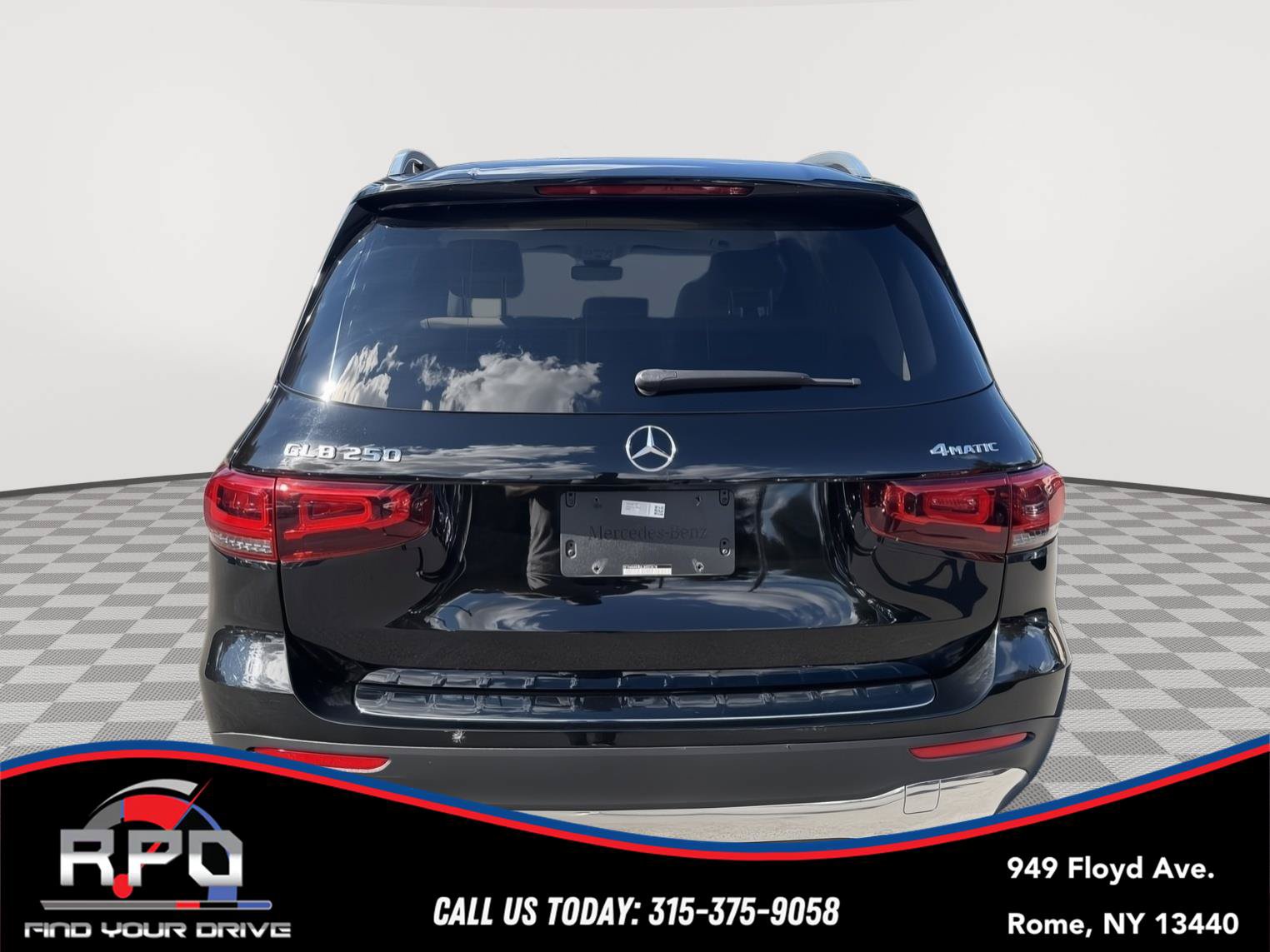 Used 2020 Mercedes-Benz GLB 250 4MATIC image 4