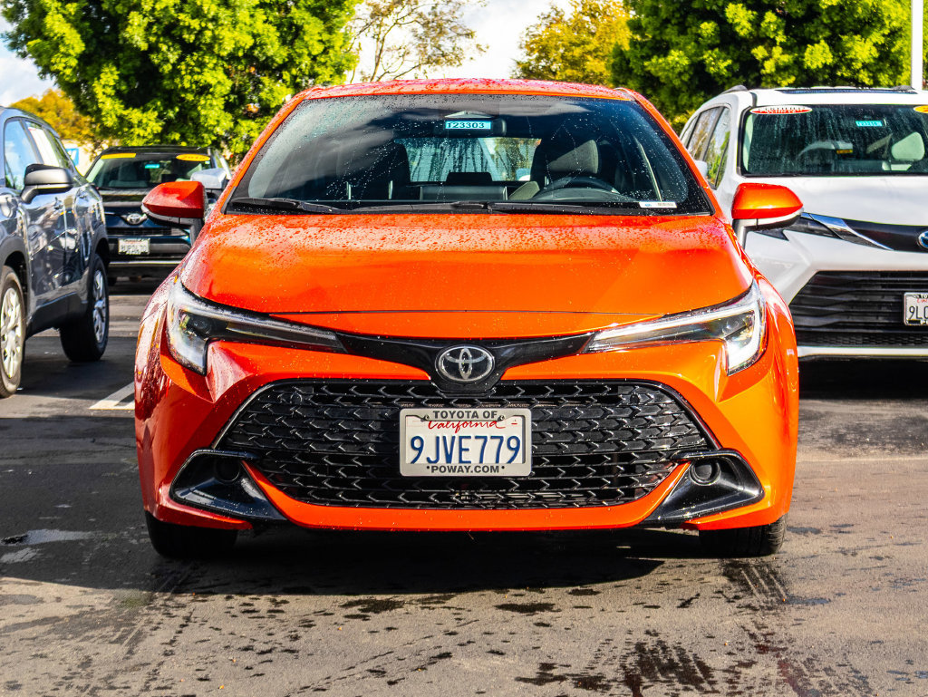 Used 2024 Toyota Corolla SE w/ SE Package FWD image 2