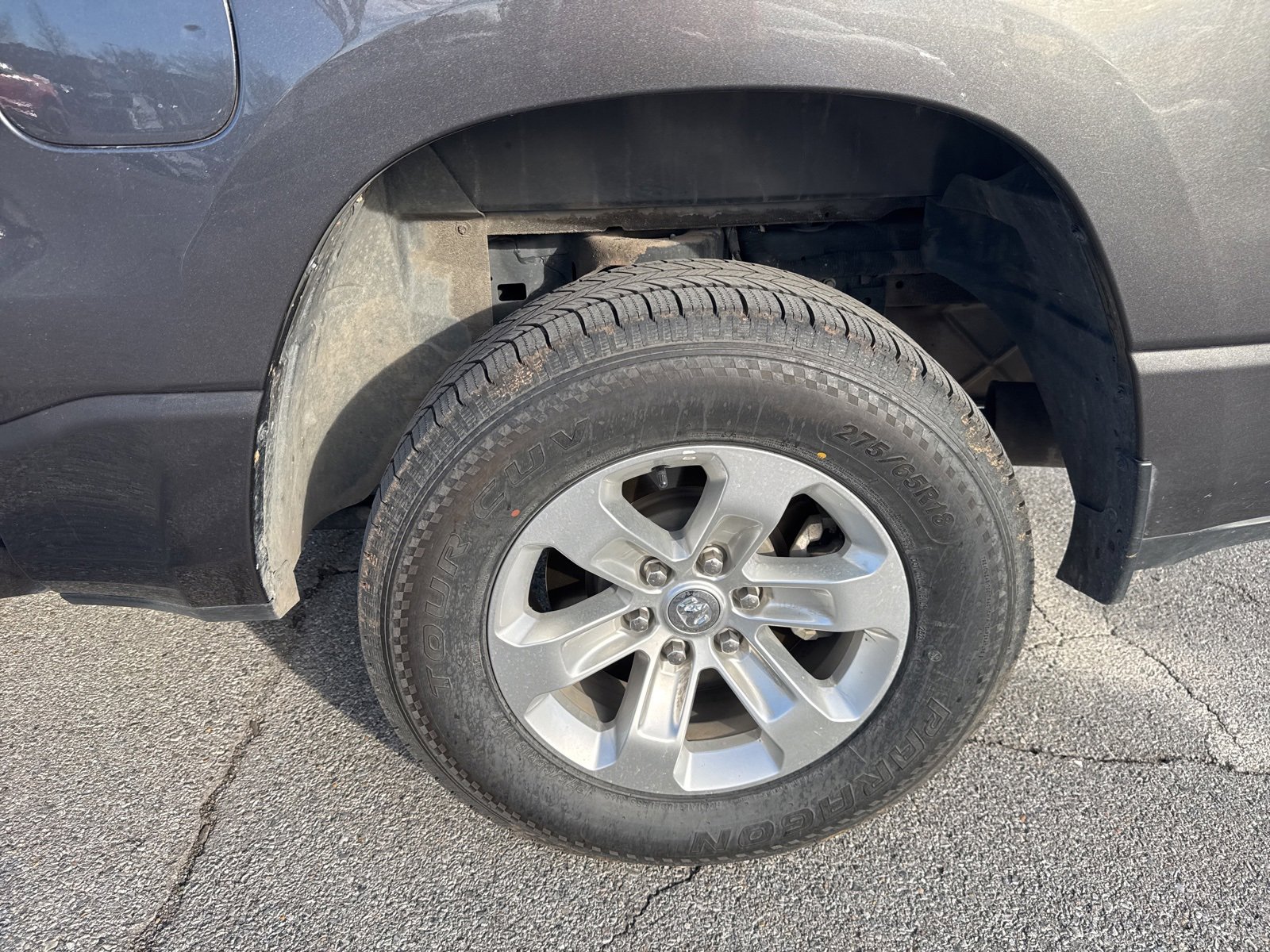 Used 2024 RAM 1500 Laramie image 12