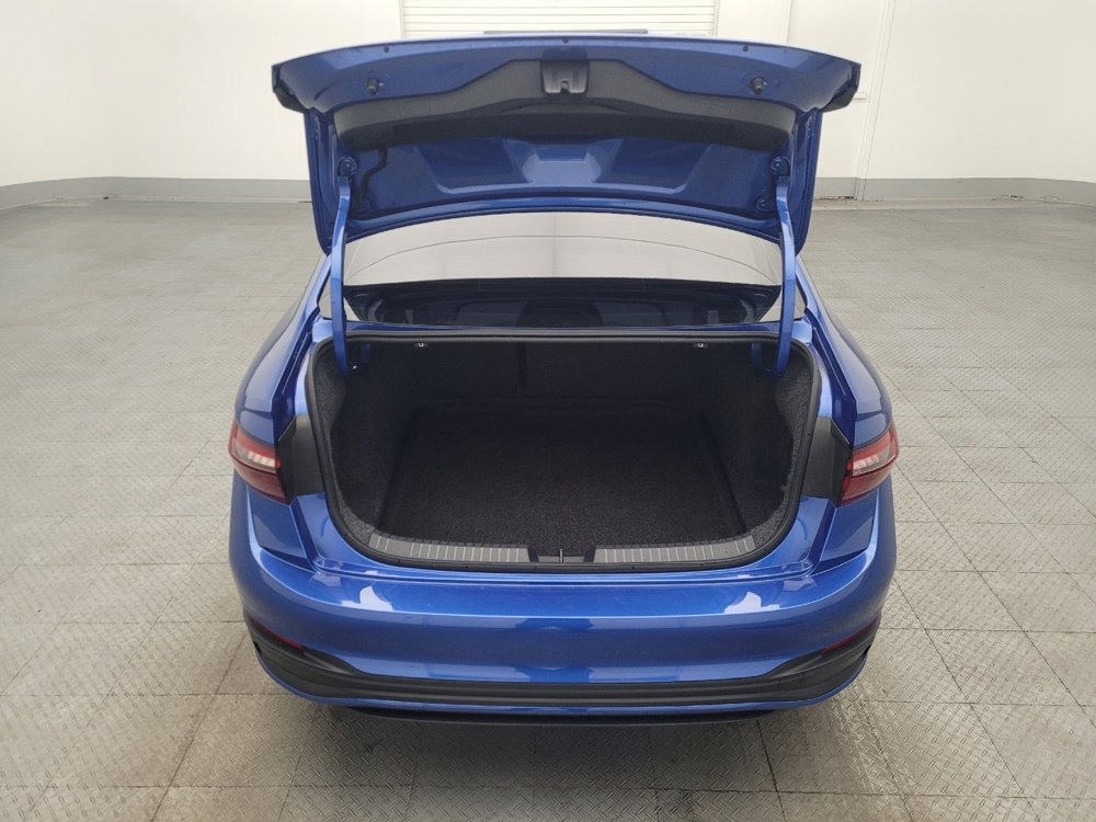 Used 2024 Volkswagen Jetta Sport image 29