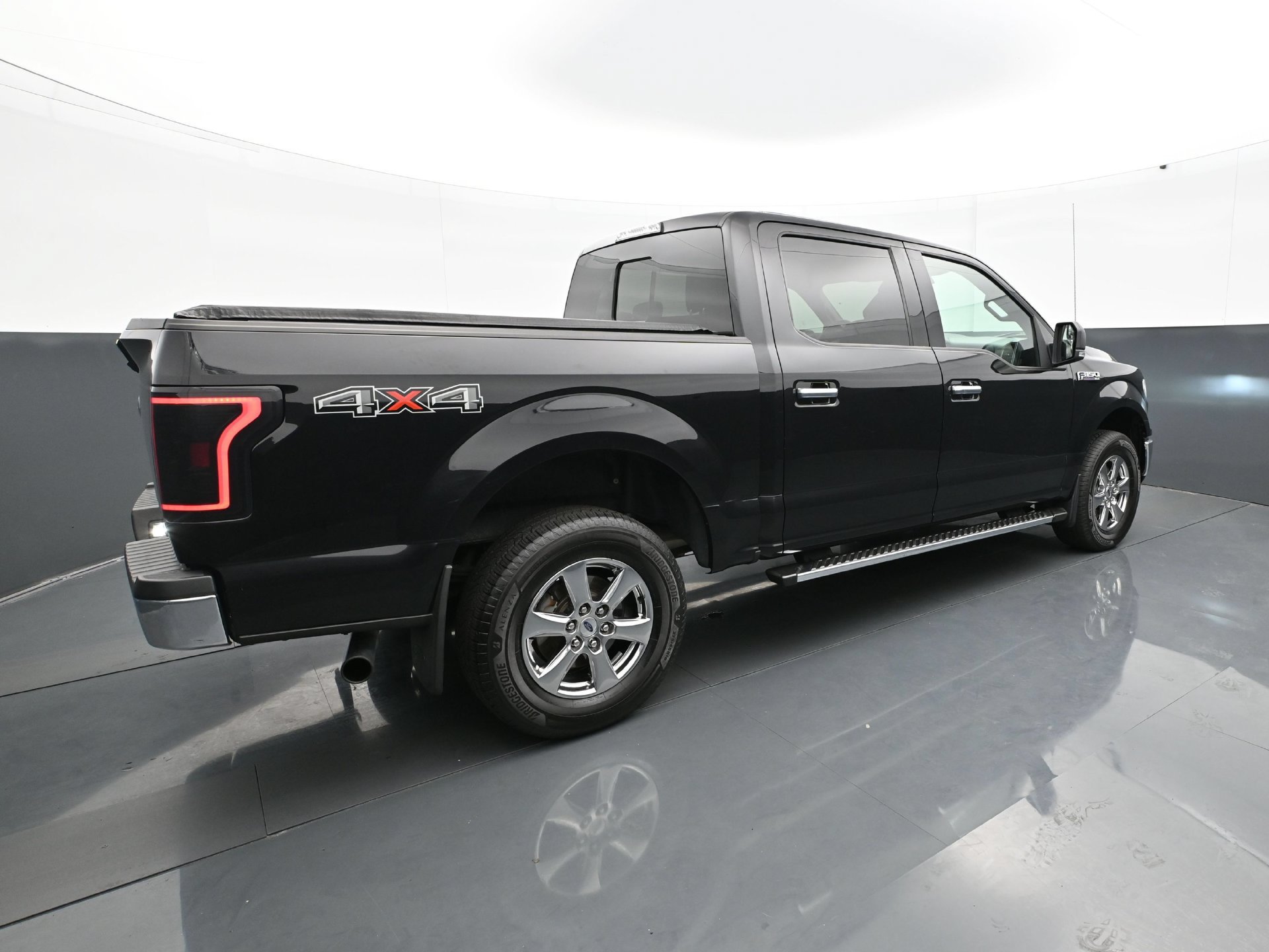 Used 2019 Ford F150 XLT w/ Equipment Group 302A Luxury AWD/4WD image 7