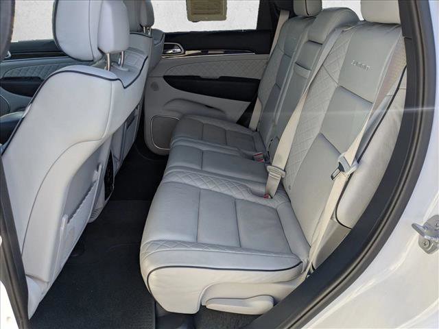 Used 2021 Jeep Grand Cherokee Summit image 16
