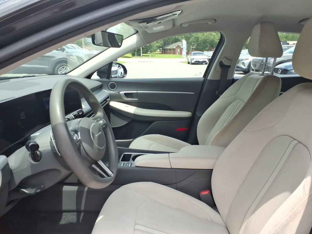 Used 2025 Hyundai Sonata SEL FWD image 7