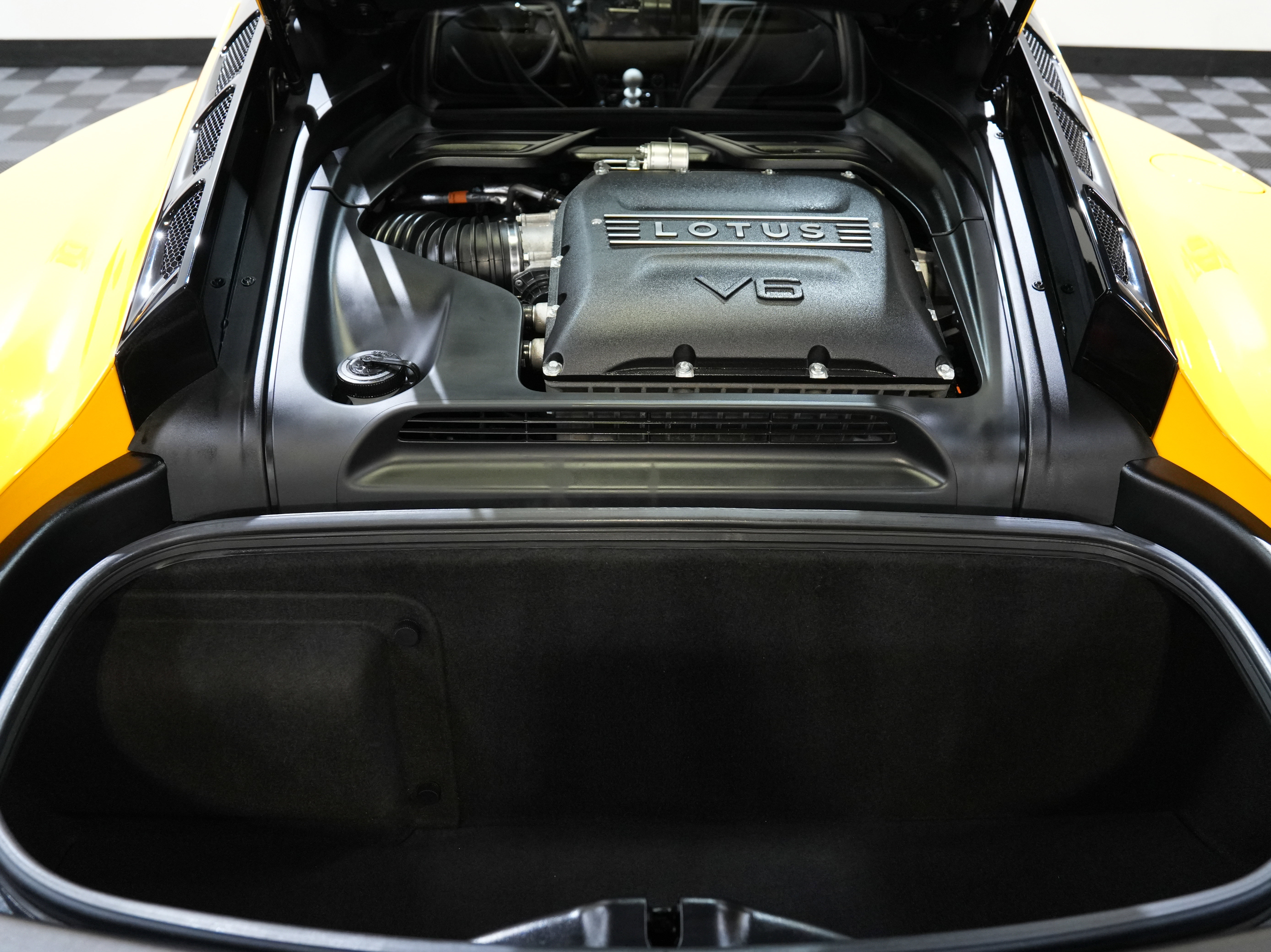 Used 2024 Lotus Emira First Edition image 46