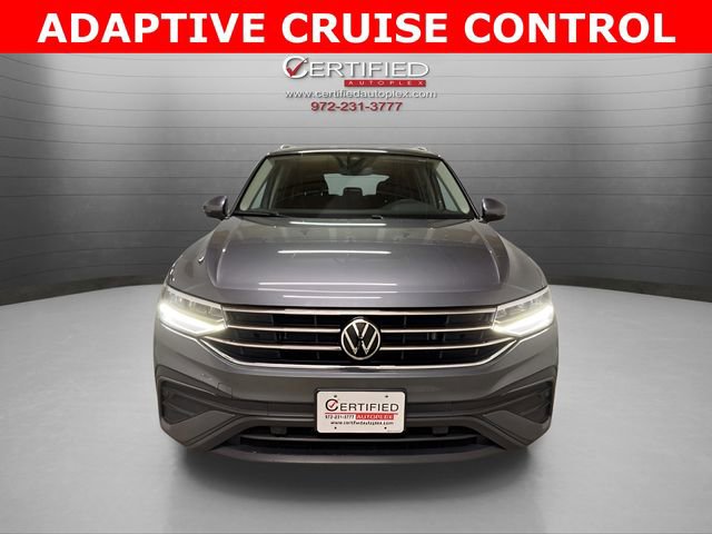 Used 2022 Volkswagen Tiguan SE FWD image 2