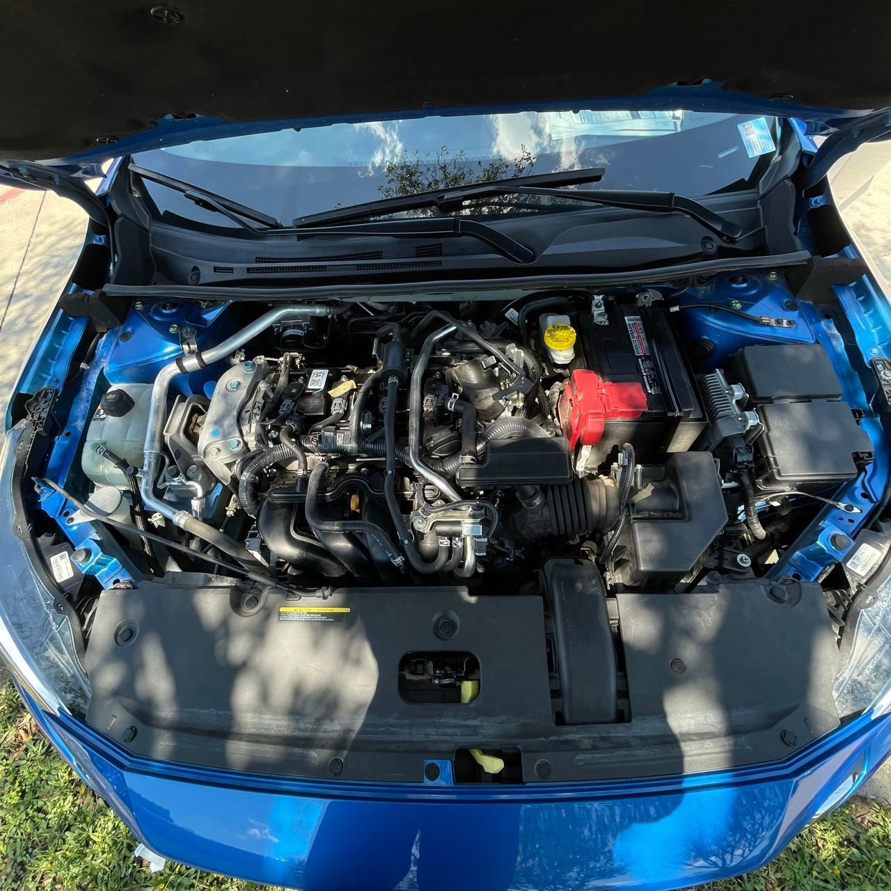 Used 2024 Nissan Sentra SV FWD image 27