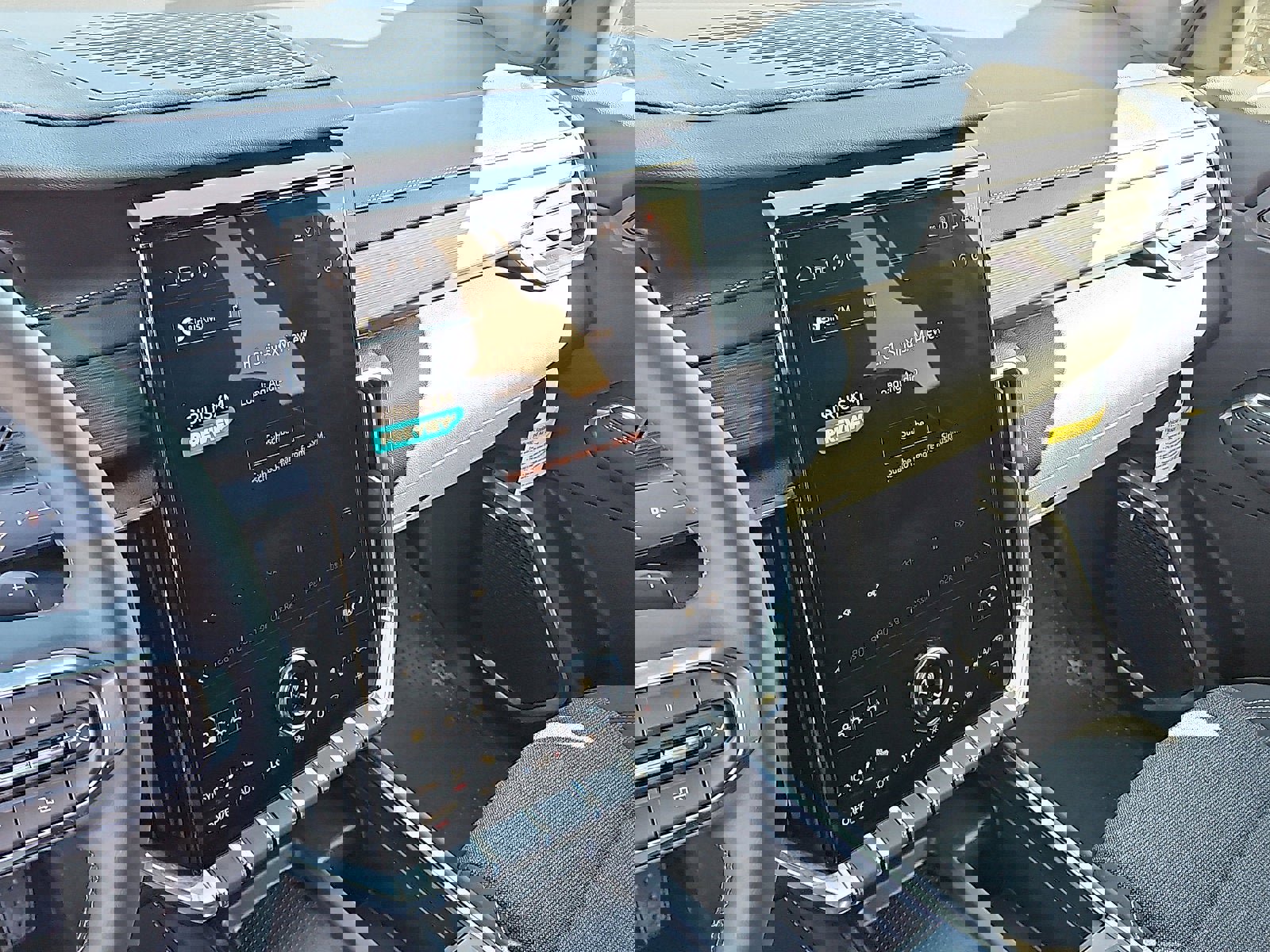 New 2026 GMC Acadia Elevation image 18