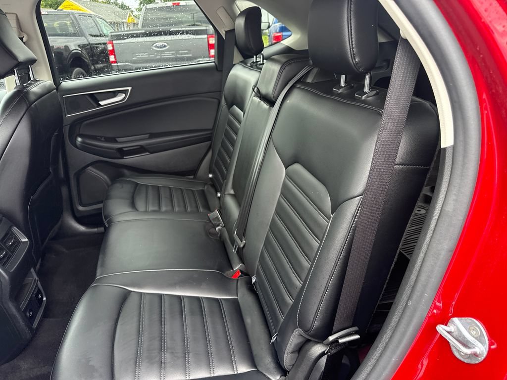 Used 2024 Ford Edge SEL w/ Convenience Package AWD/4WD image 16