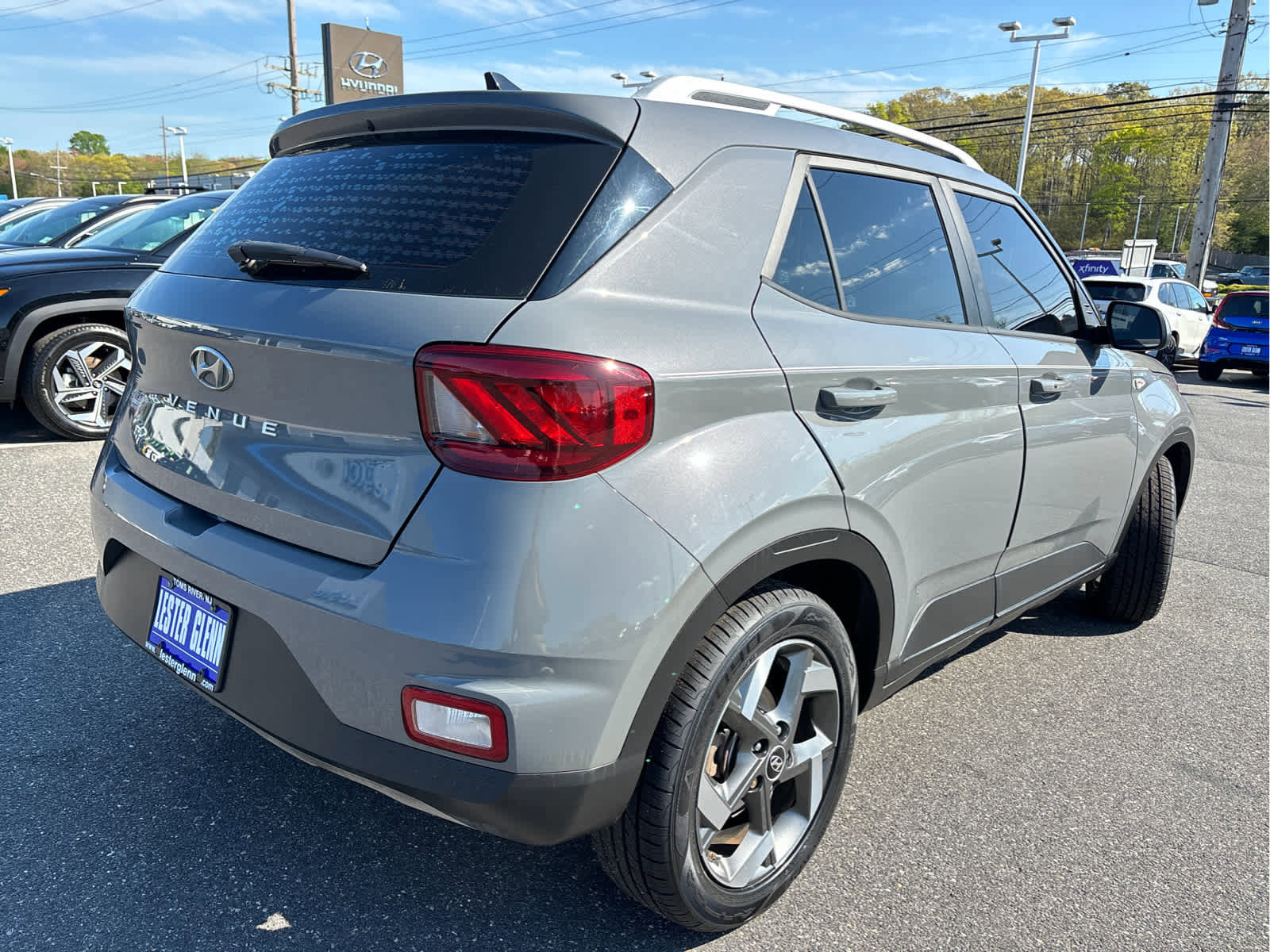 Used 2021 Hyundai Venue SEL w/ Premium Package FWD image 26