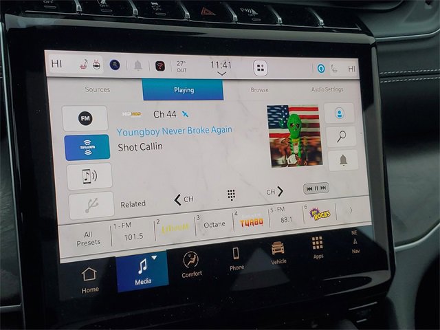 New 2025 Jeep Grand Cherokee Limited w/ Black Appearance Package image 25