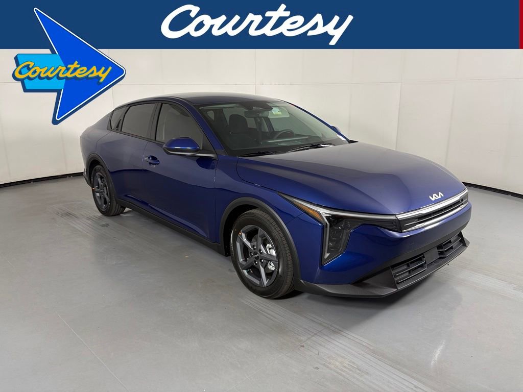 New 2026 Kia K4 FWD image 1