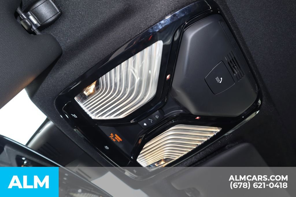 Used 2025 BMW 330i Sedan RWD image 35