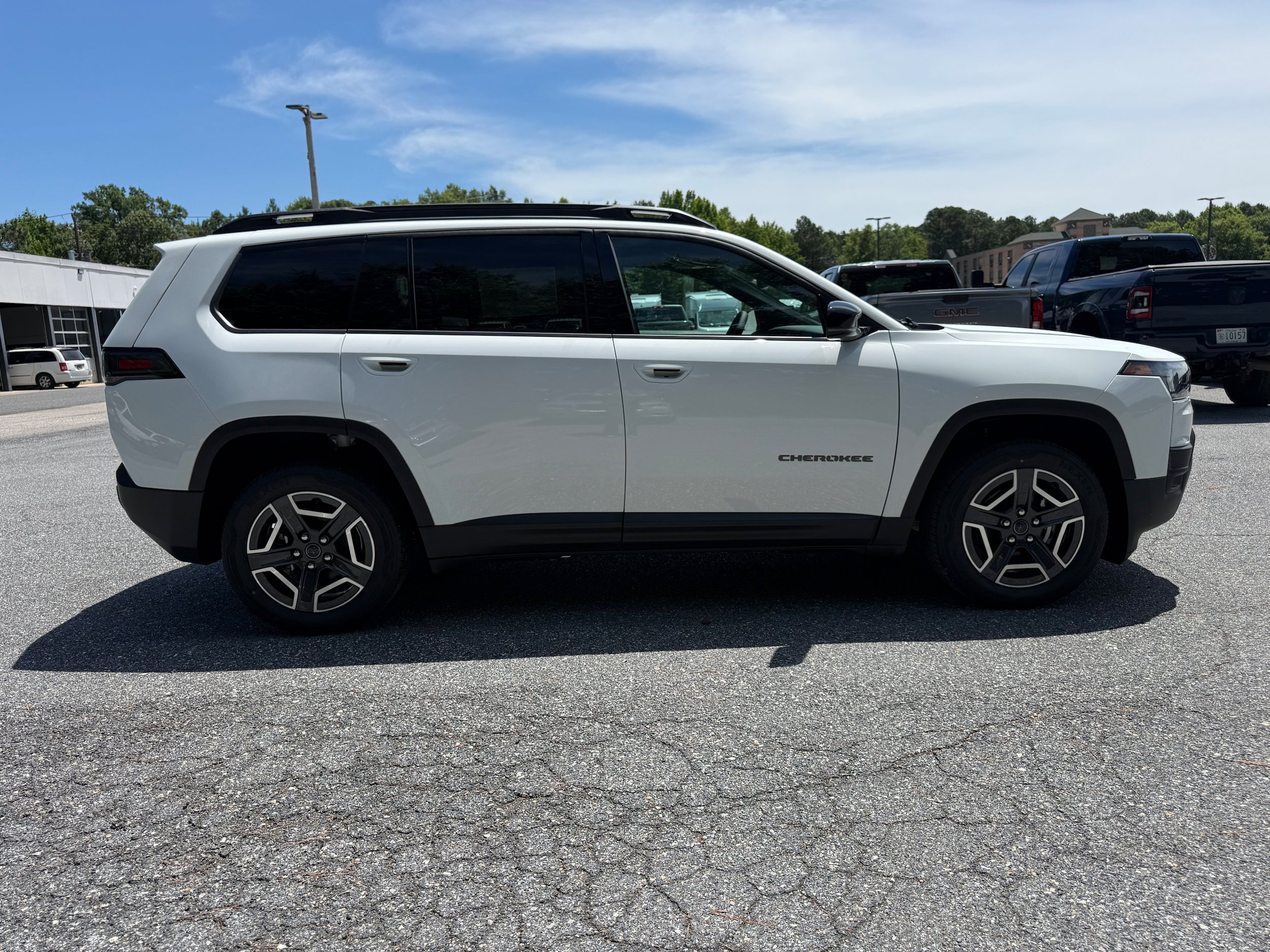 New 2026 Jeep Cherokee Limited AWD/4WD image 9