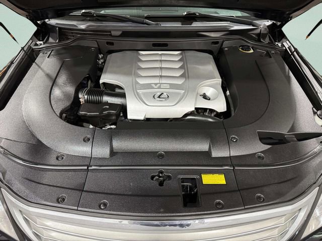 Used 2011 Lexus LX 570 4WD image 31