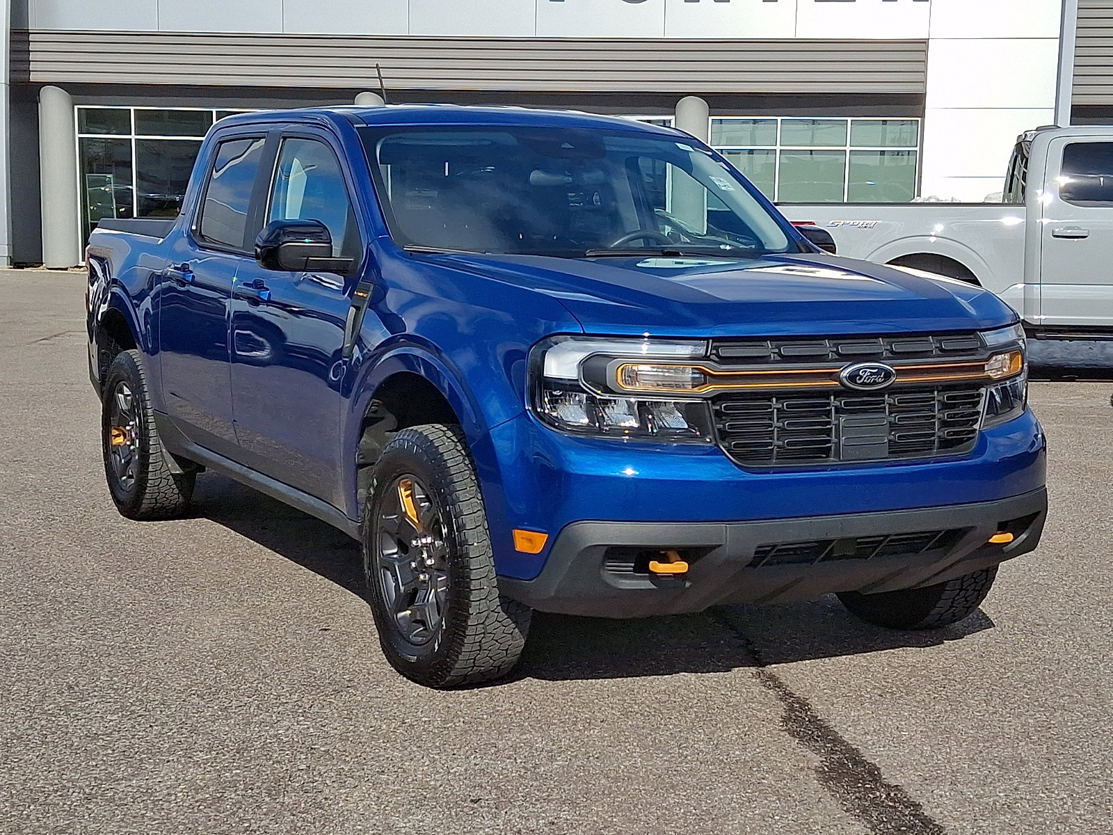 Certified 2024 Ford Maverick Tremor w/ Tremor Off-Road Package image 2