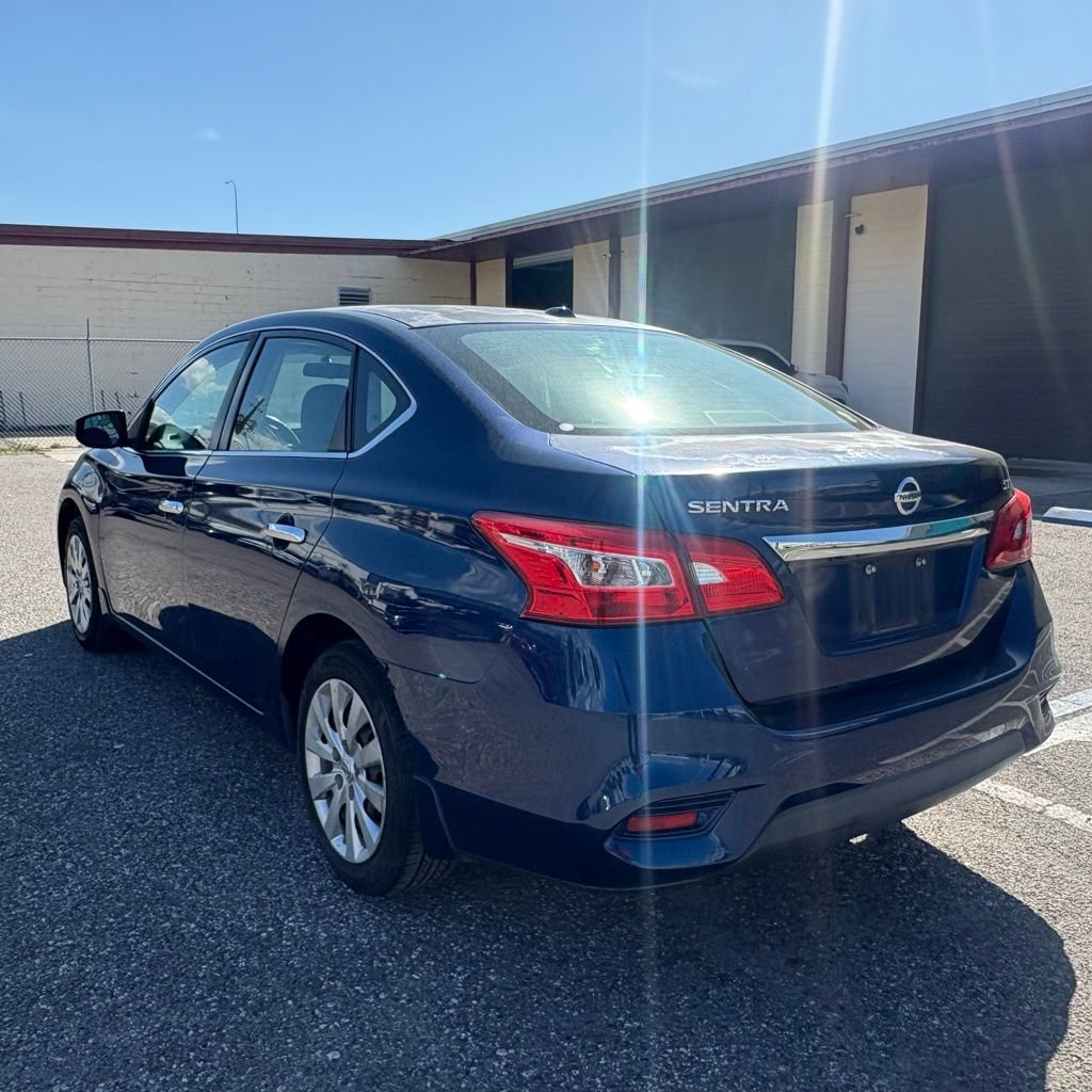 Used 2016 Nissan Sentra SV image 5