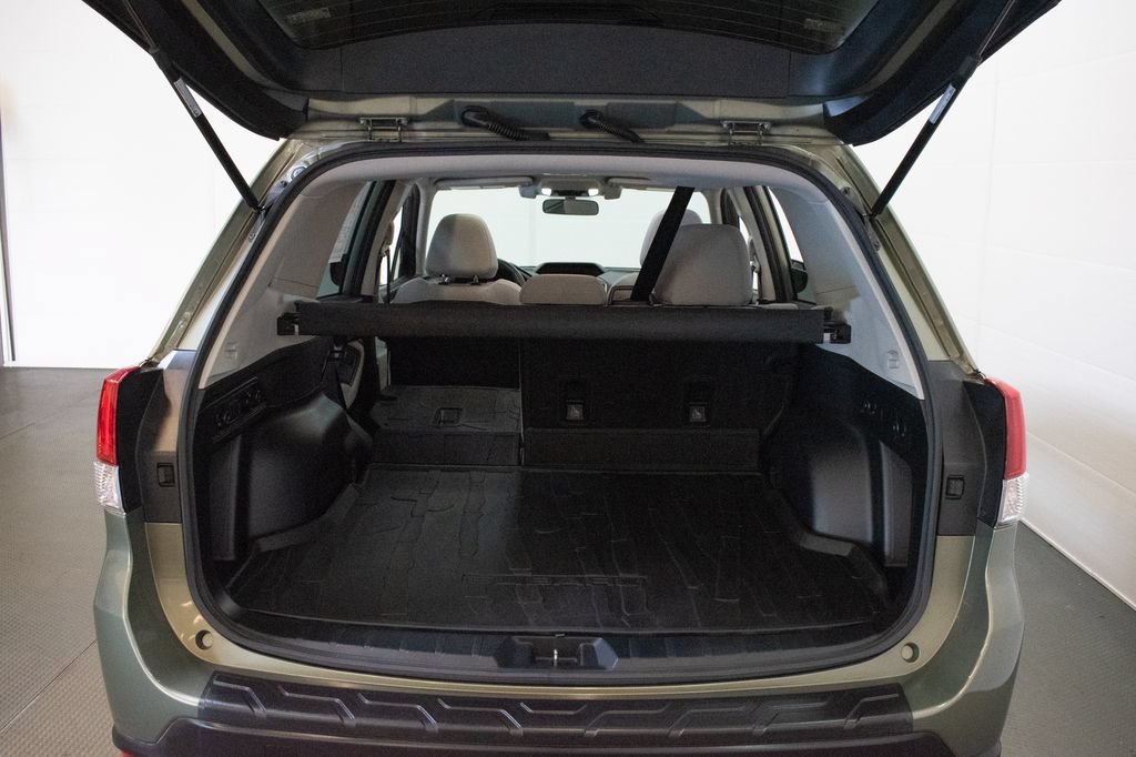 Used 2021 Subaru Forester Premium AWD/4WD image 25