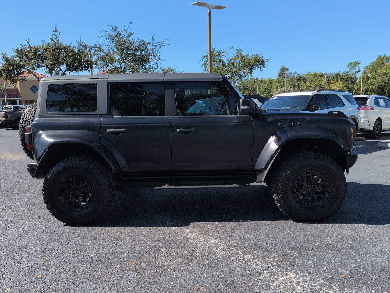 Certified 2024 Ford Bronco Raptor w/ Interior Carbon Fiber Pack 6 AWD/4WD image 3
