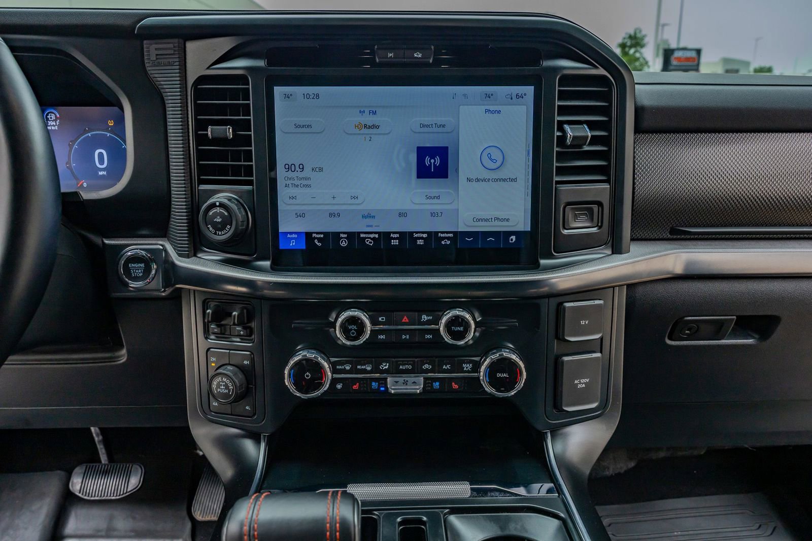 Used 2025 Ford F150 Raptor AWD/4WD image 25