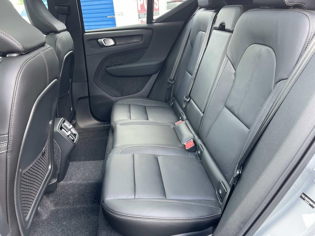 New 2026 Volvo XC40 B5 Plus w/ Protection Package Premier image 17