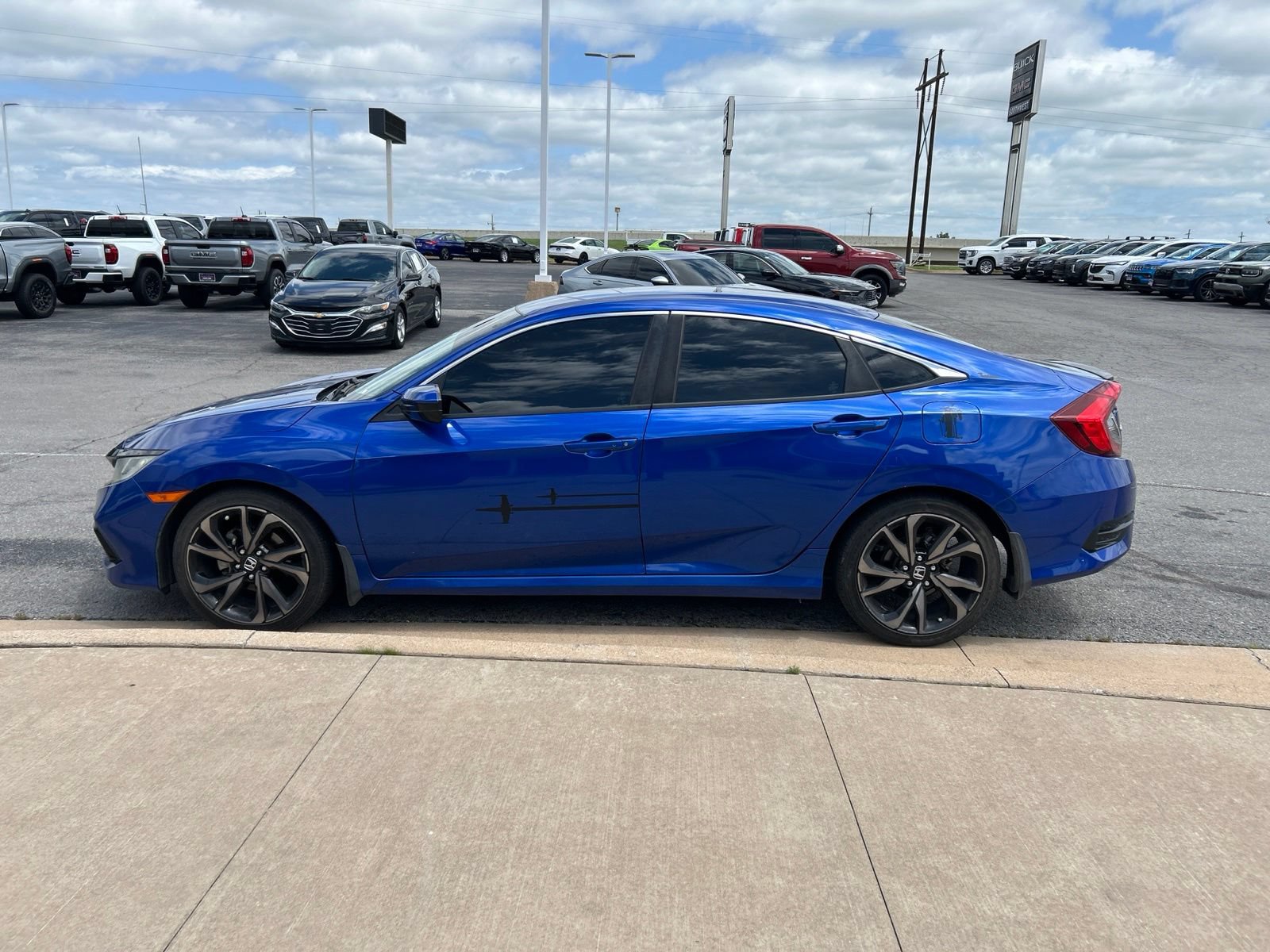 Used 2021 Honda Civic Sport image 8
