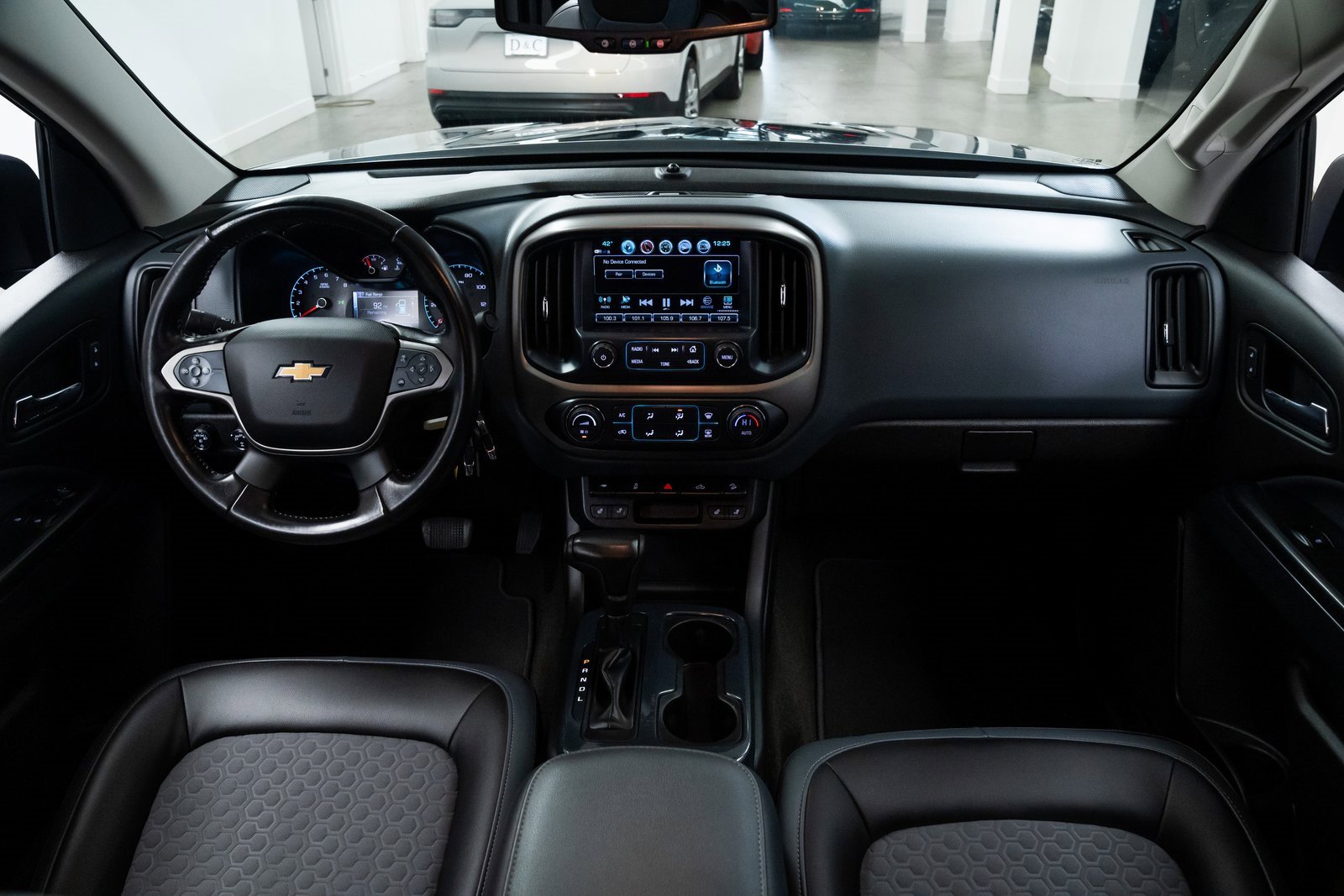 Used 2018 Chevrolet Colorado Z71 image 8