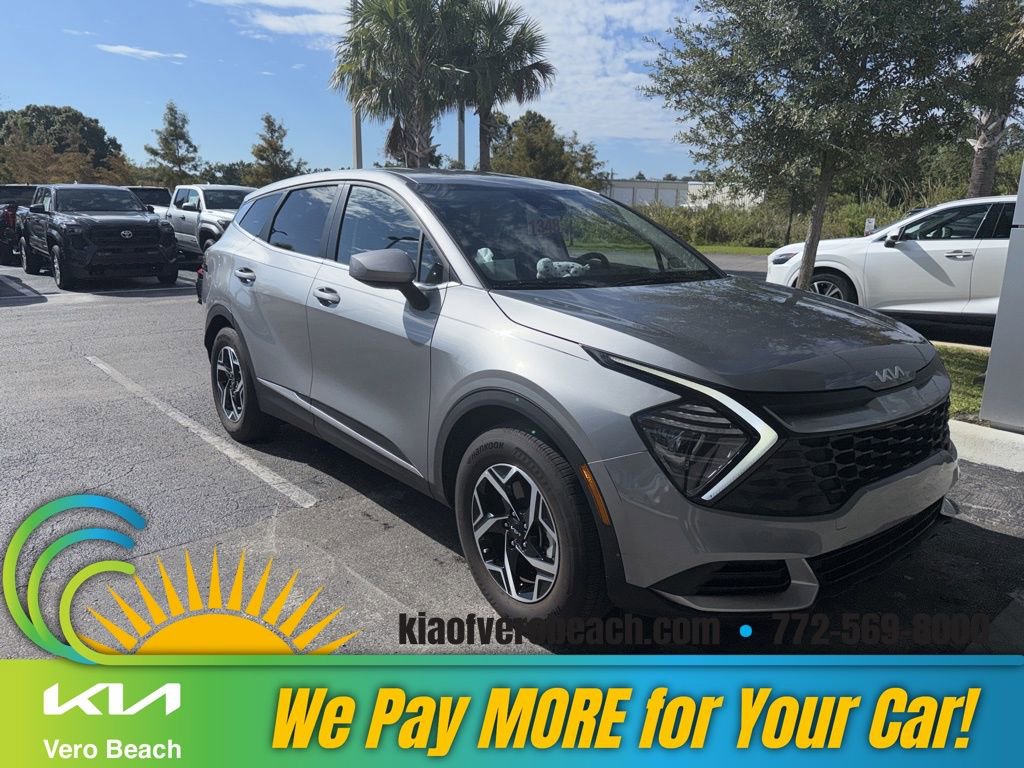 Used 2025 Kia Sportage LX