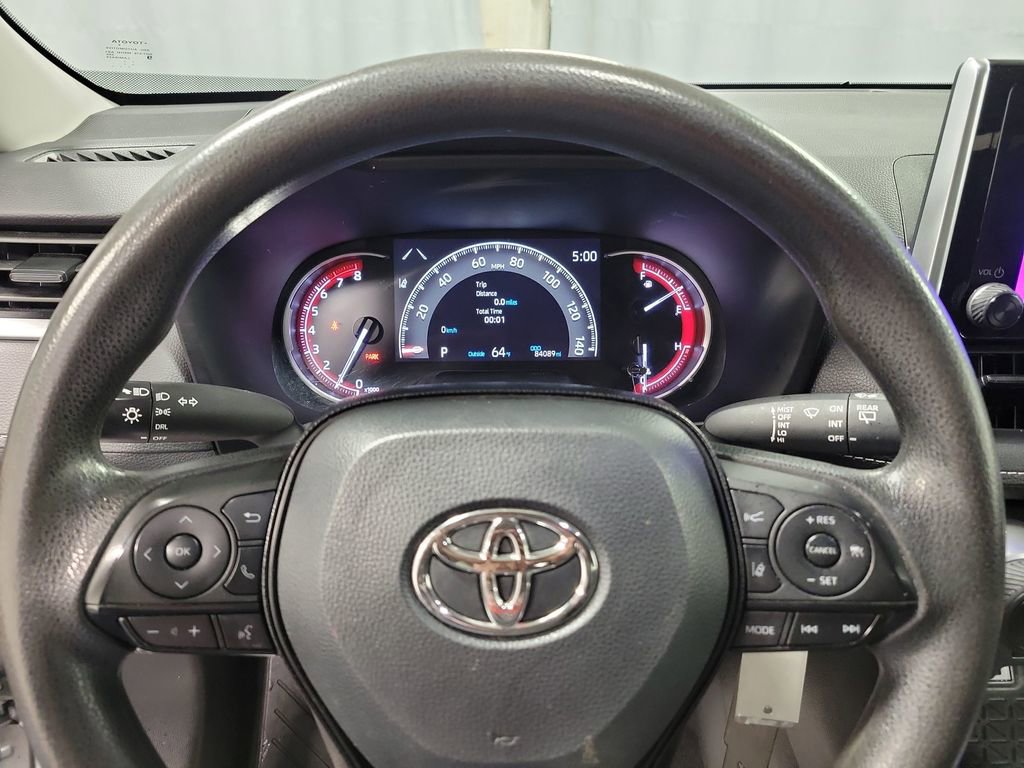 Used 2023 Toyota RAV4 LE image 14