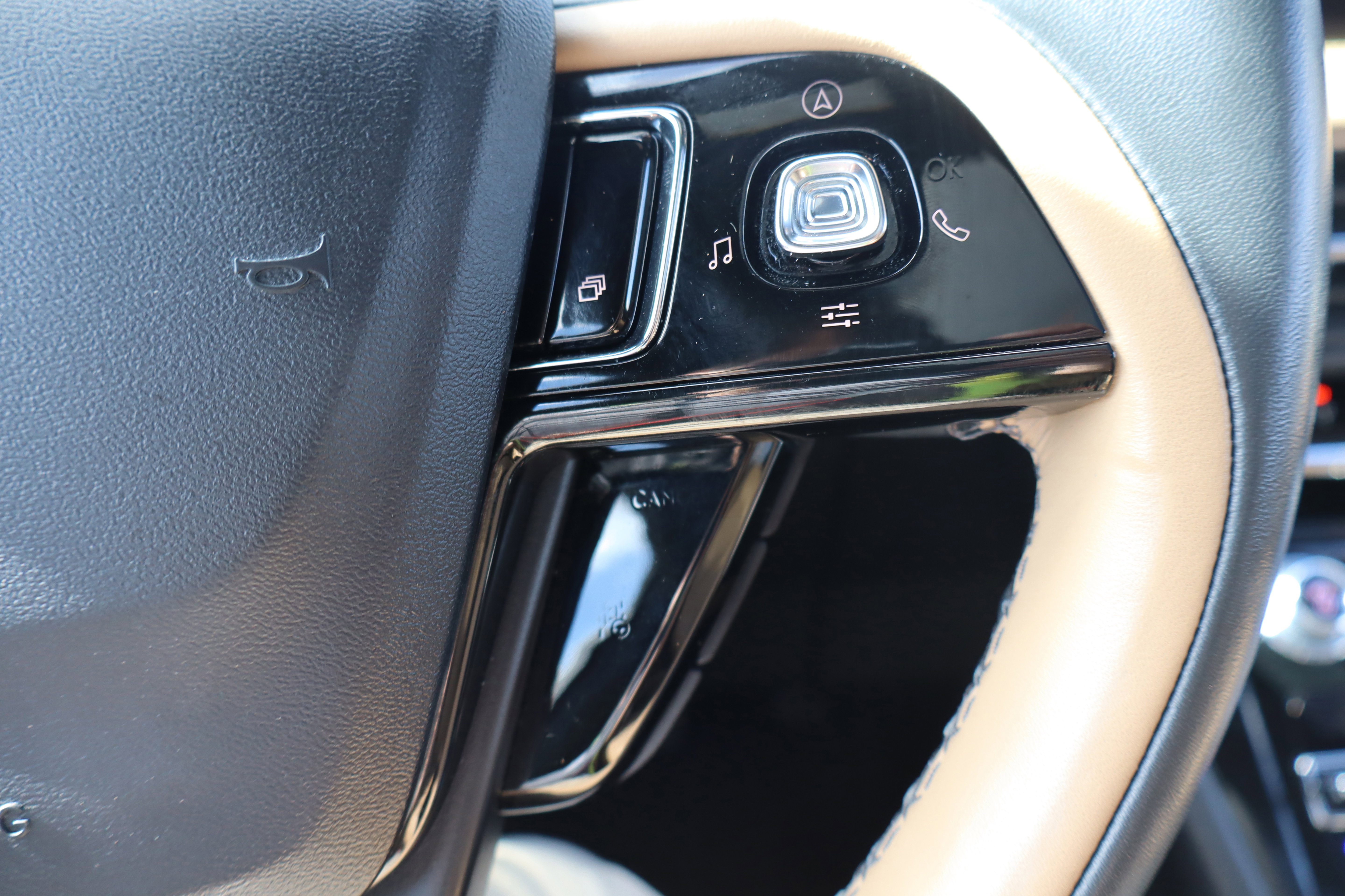 Used 2021 Lincoln Corsair Reserve w/ Equipment Group 201A image 21