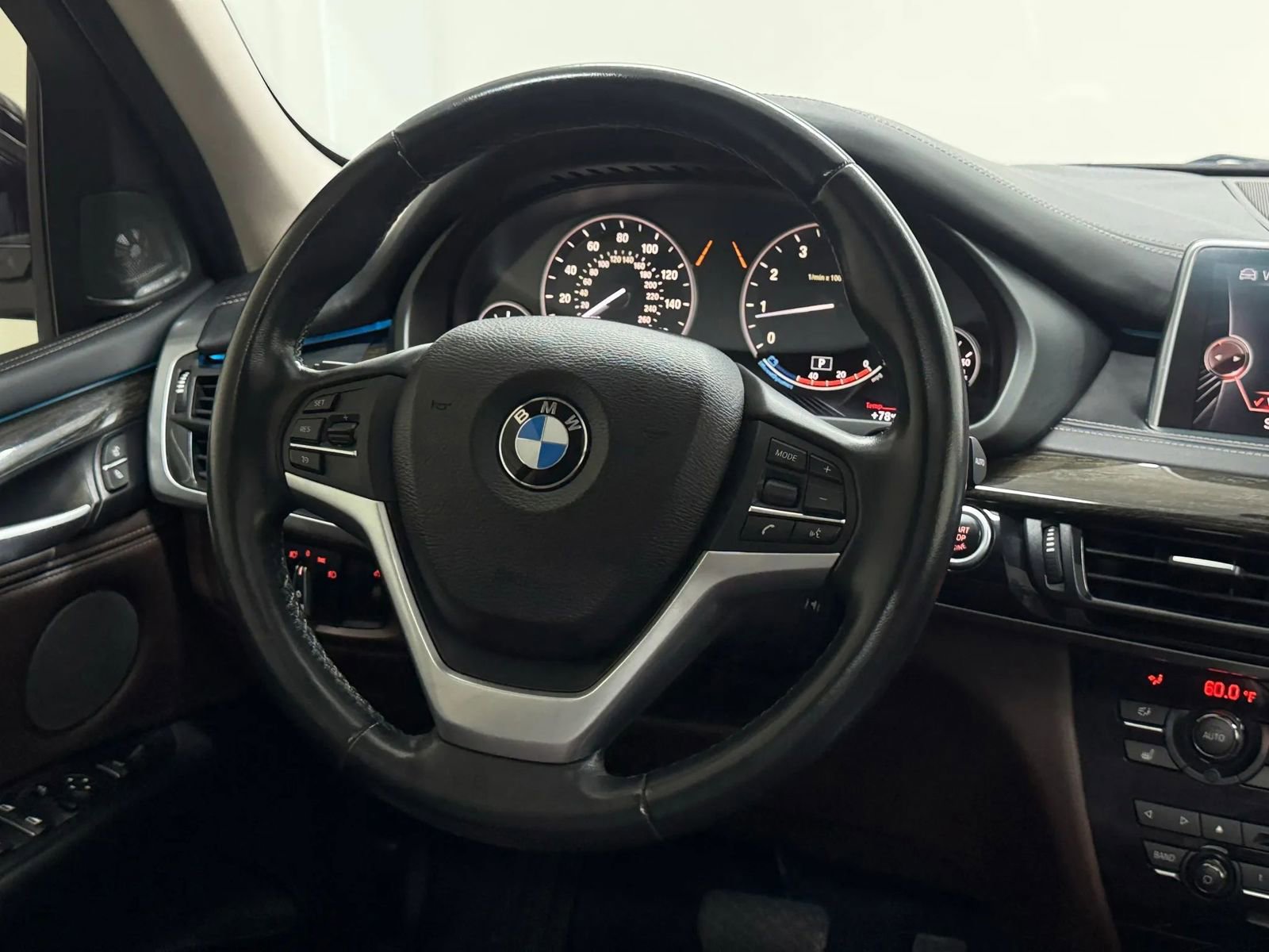 Used 2016 BMW X5 xDrive50i AWD/4WD image 31