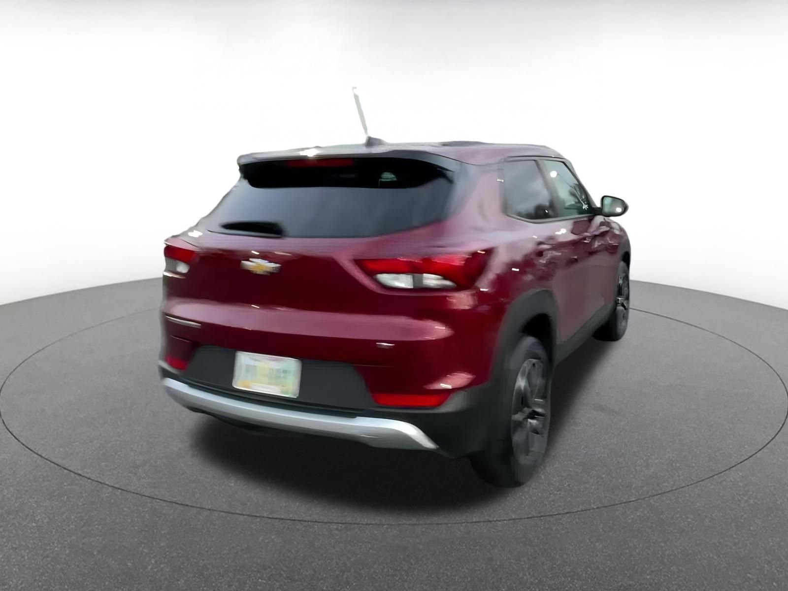 Used 2025 Chevrolet TrailBlazer LT image 14