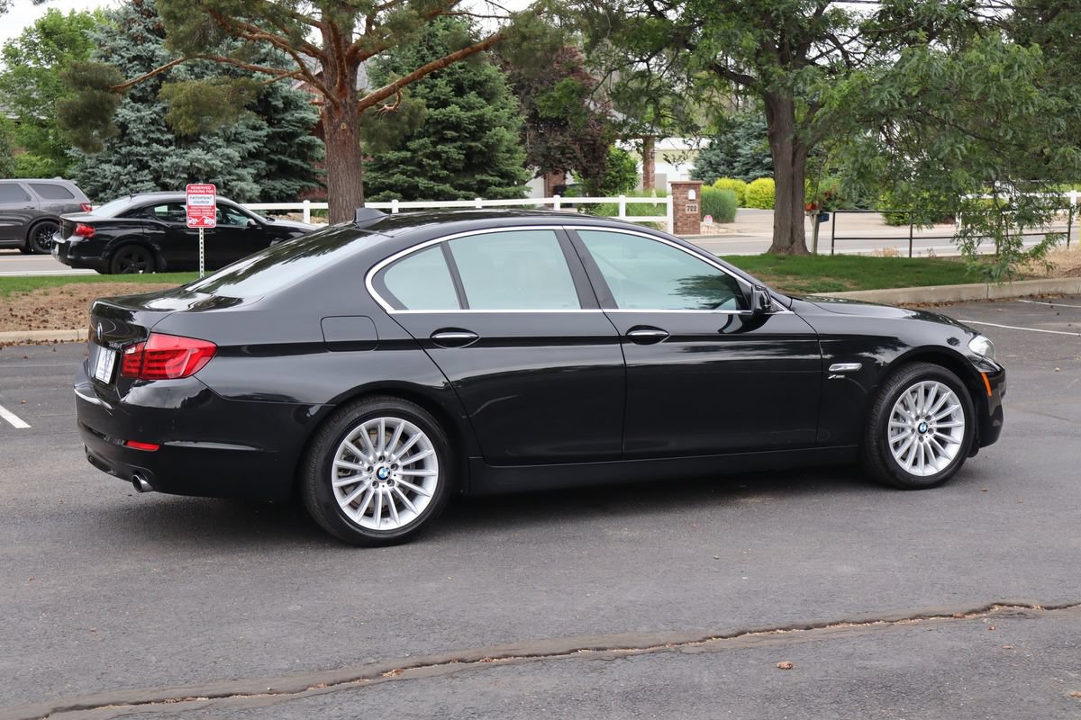 Used 2011 BMW 535i xDrive Sedan AWD/4WD image 4