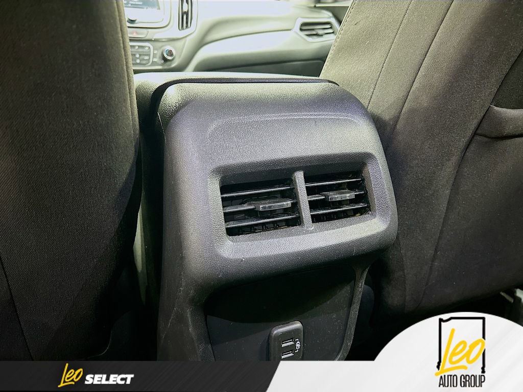 Used 2019 Chevrolet Equinox LT image 24