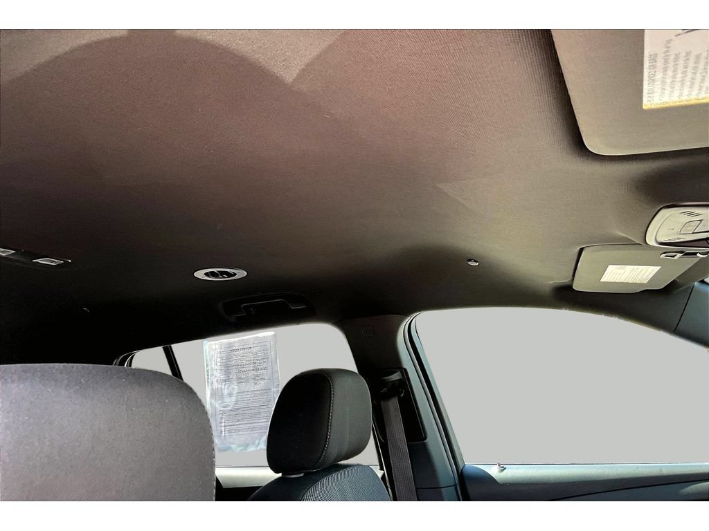 Used 2023 Chevrolet Traverse LT FWD image 28