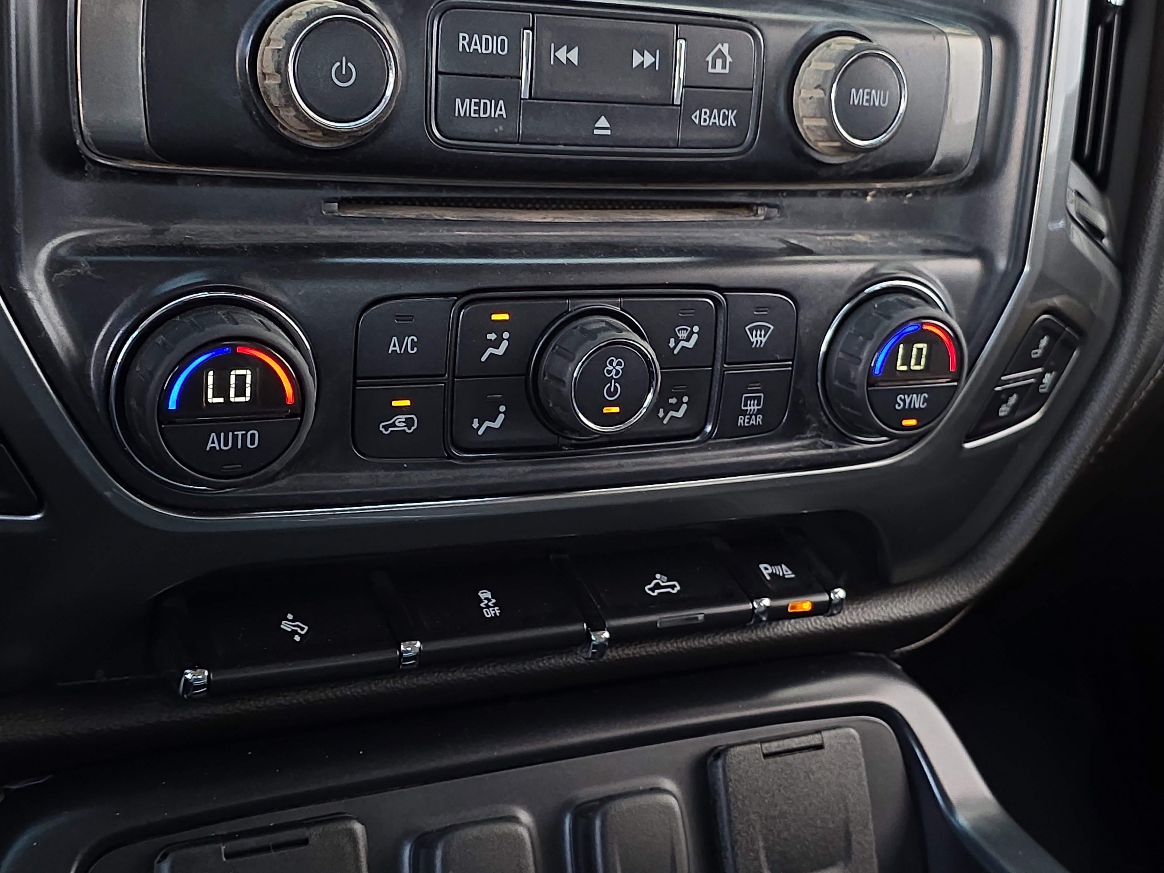 Used 2016 Chevrolet Silverado 1500 LTZ w/ LTZ Plus Package image 20