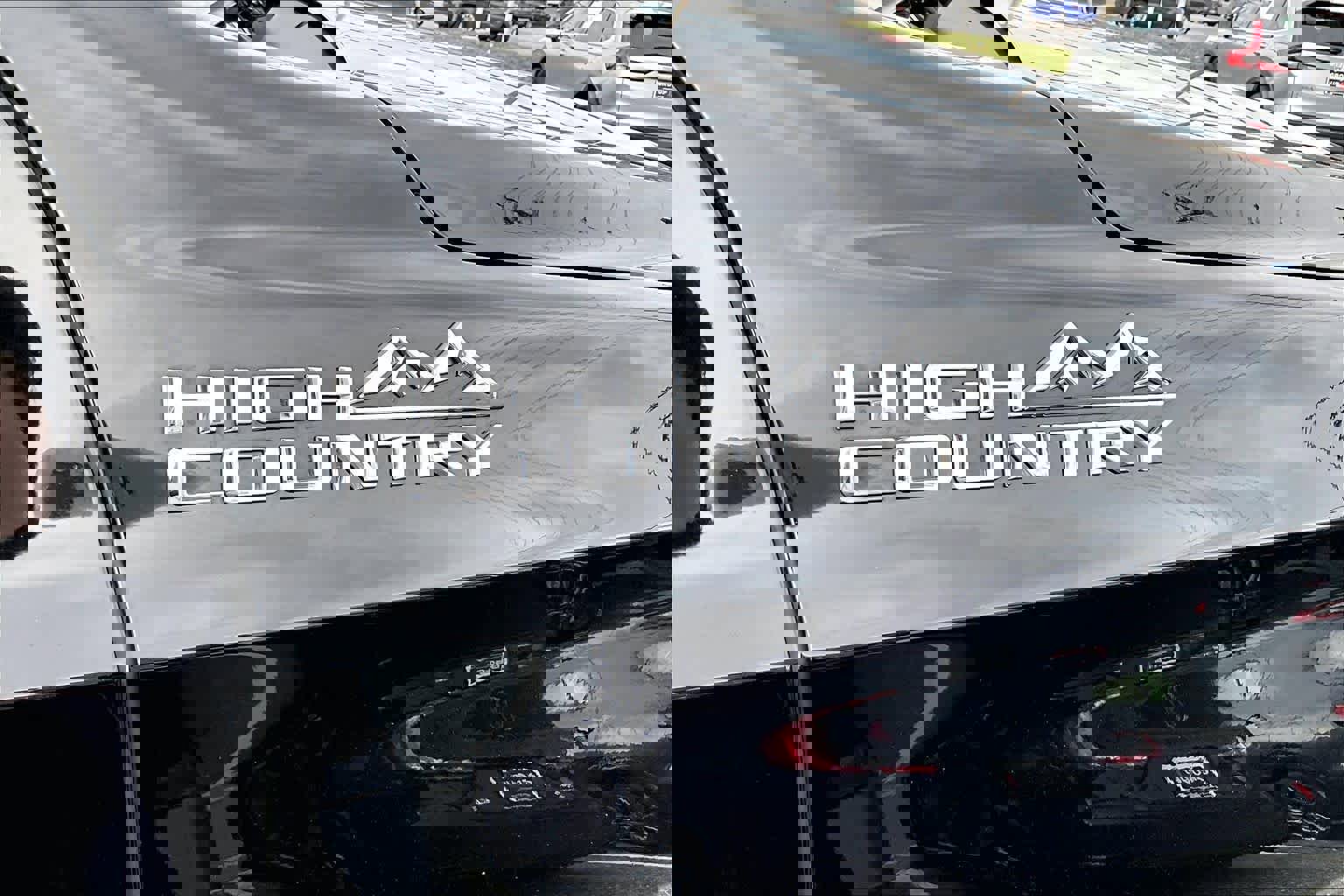 Used 2023 Chevrolet Tahoe High Country image 10