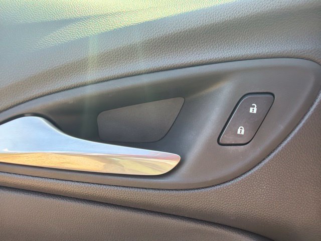 Used 2022 Buick Encore GX Select FWD image 26